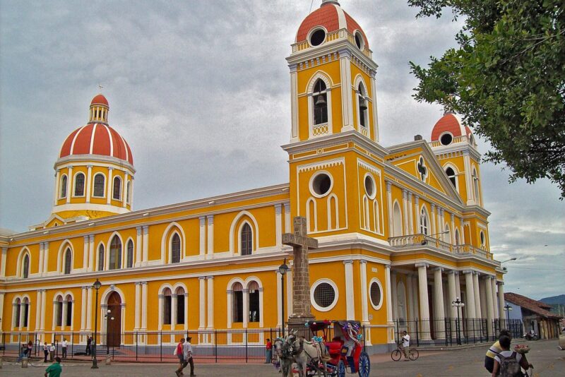 Granada, Nicaragua: guía de la ciudad colonial más bella del país