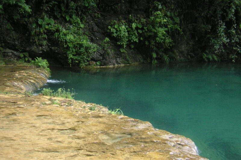 Semuc Champey: cómo visitar las pozas turquesas de Guatemala