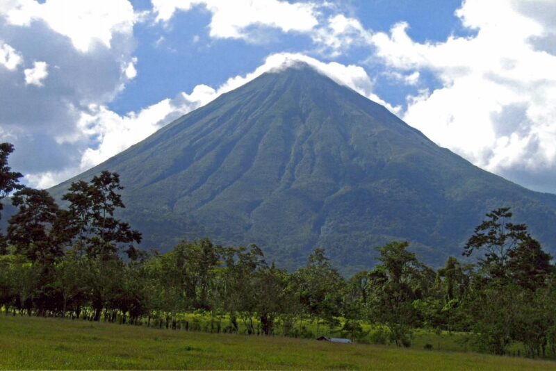 La Fortuna y el volcán Arenal: guía del destino más visitado de Costa Rica
